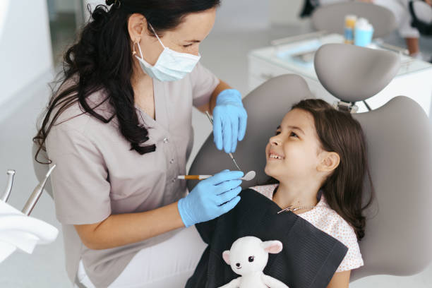 Best Dentist Open Late Near Me  in Pingree Grove, IL